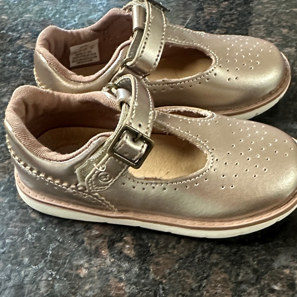 Stride Rite Tan Mary Jane Dress Shoes